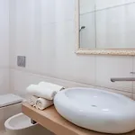 White & Gray Apartamento Praga