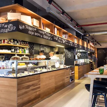 White & Gray Apartman *