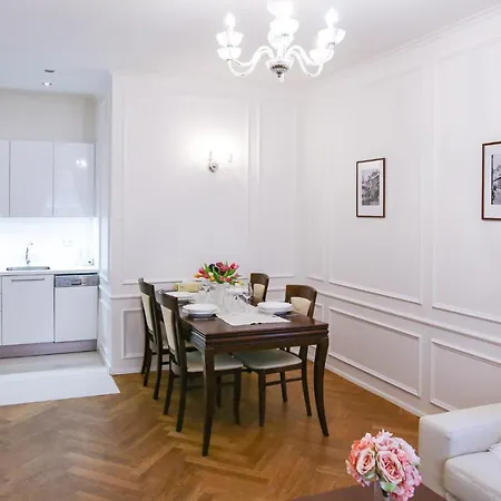 White & Gray Praga