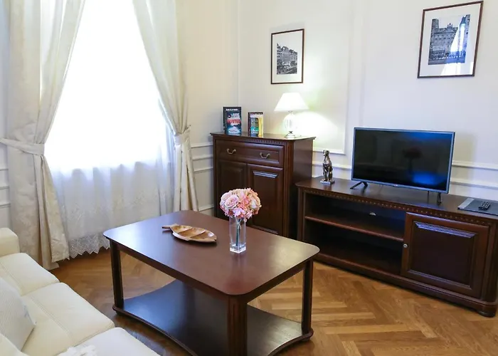 Apartamento White & Gray Praga
