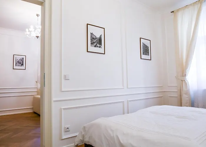 White & Gray Praga