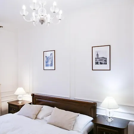 White & Gray Apartamento